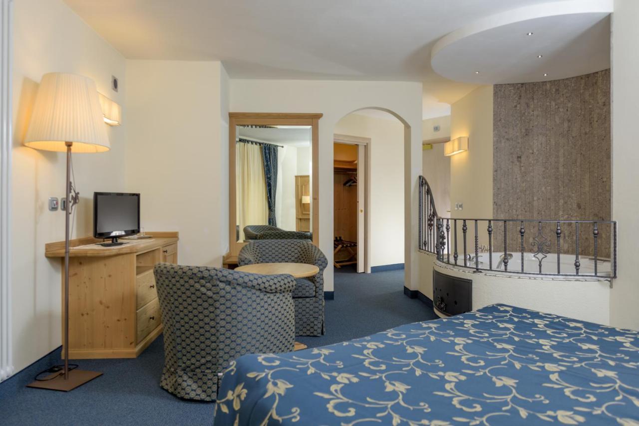 Family Hotel Andes - Only For Family Vigo di Fassa Kültér fotó